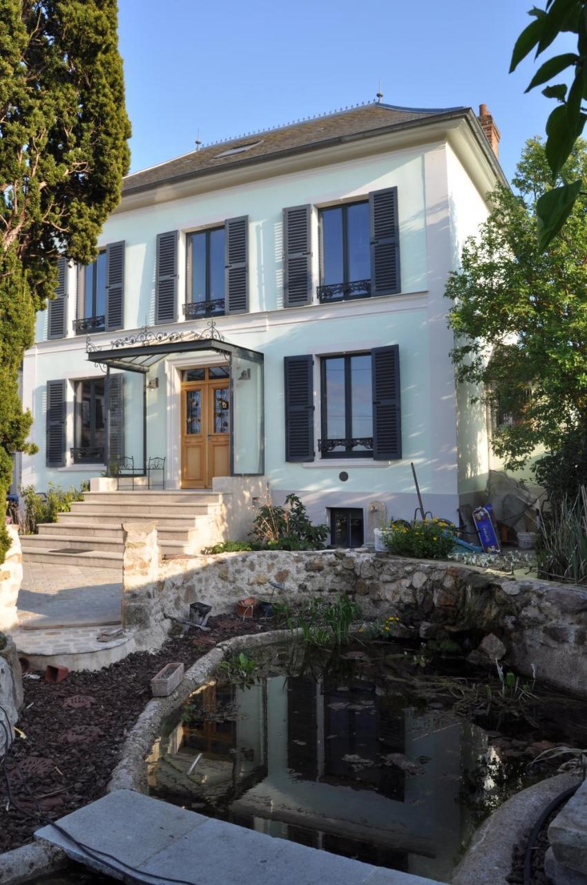 Maison D'Hotes Les Rainettes Breuillet  Exterior foto